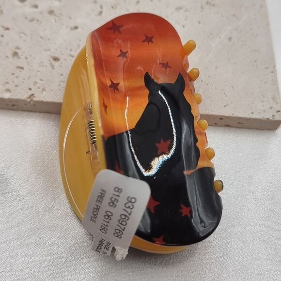 Nwt FP Watch Me Blossom Hair Claw Clip - Picture 4 of 8